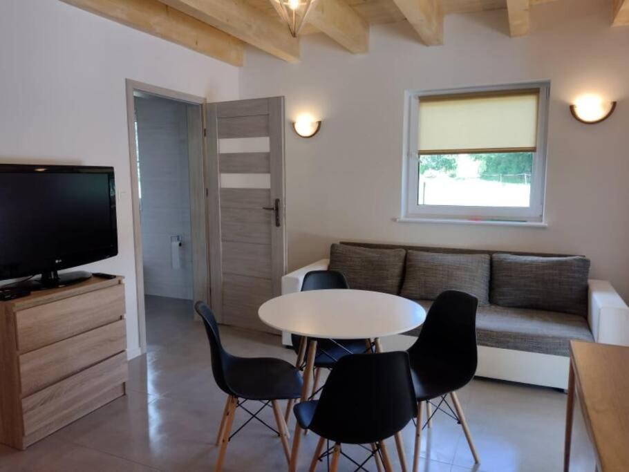 Apartamenty - Domek Bobrowe Zacisze 3 جانوفيتشي فيلكيه المظهر الخارجي الصورة
